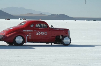 W7OUI Pete and Friends on the Salt. Ran 153 MPH with 350 cid Chev V8